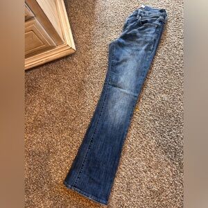 Lucky Brand women’s mid rise boot cut jeans